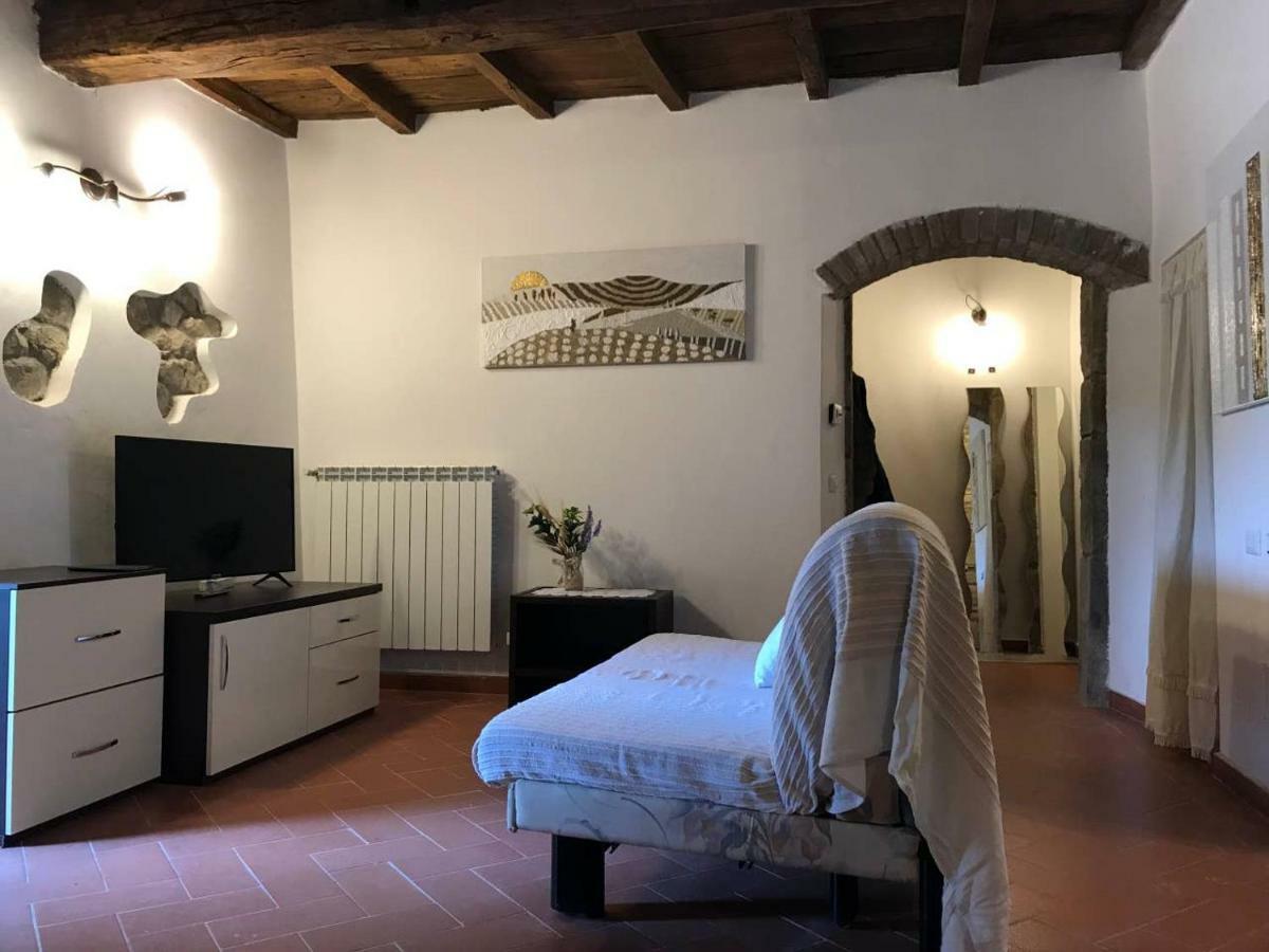 Antica Dimora Di Laura Apartment Barberino di Mugello Bagian luar foto